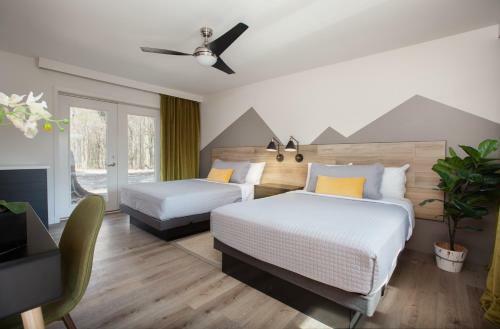 Hotel 4411 Inn & Suites