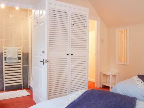 Cream Door Cottage, Kidderminster