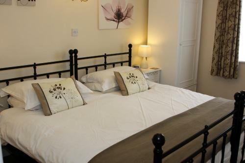 Hostal Ferndene Guest House