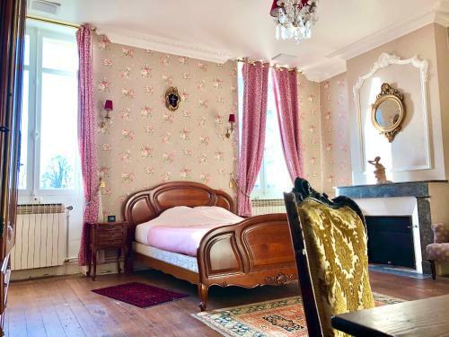 Hostal Chateau Gunes (guges)