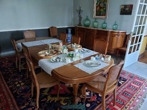 Hostal Chateau Gunes (guges)