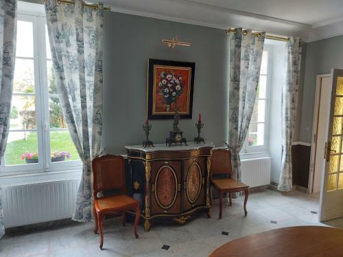Hostal Chateau Gunes (guges)