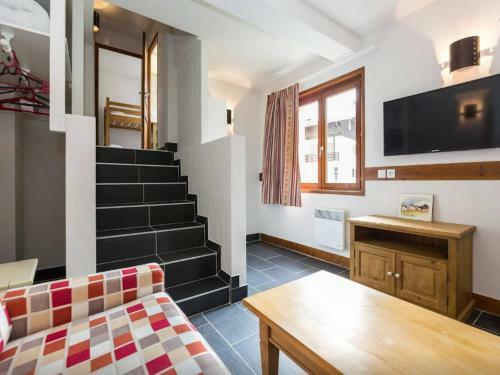 Les Aiguilles De Warens