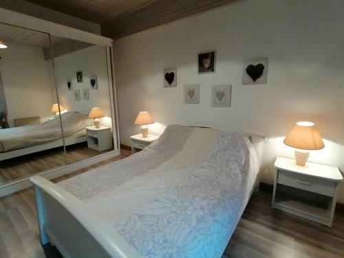 G�te Congrier, 7 Pi�ces, 14 Personnes - Fr-1-600-34