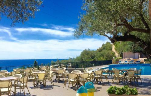 Villaggio Turistico La Fenosa