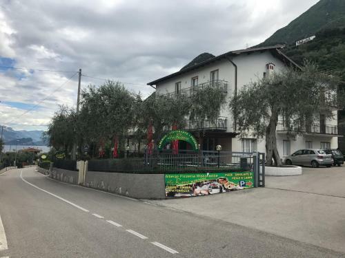 Hotel Albergo Bar Ristorante Alla Rama