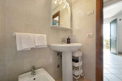 Apartamento Da Costanza Lago 1 Piano