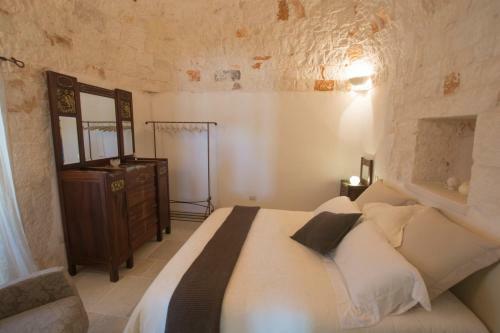 Trulli Laetitia