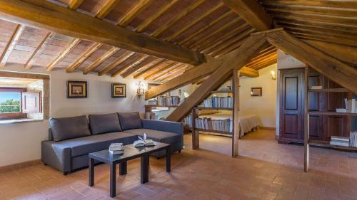 Villa Santa Illuminata 20&12