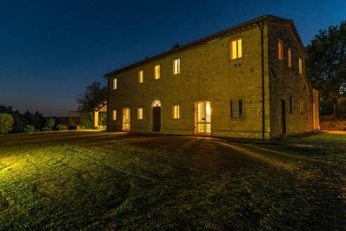 Villa Casale Cicognola 12