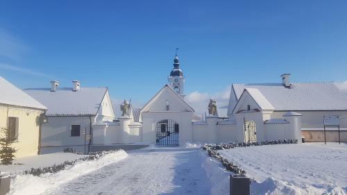 Hotel Pokamedulski Klasztor W Wigrach