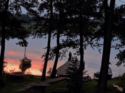 Lodge Domek Pralinka Nad Jeziorem - "ostoja Penderoza"