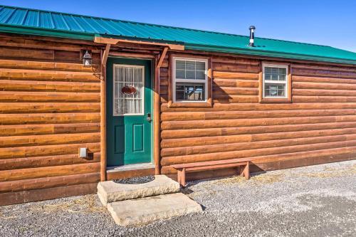 Cozy Retreat On Lake With Dock, Deck And Views!