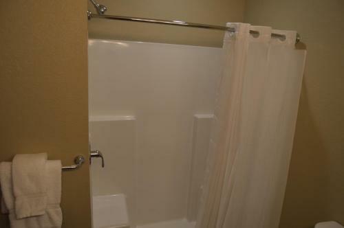 Heritage Place Hotel And Suites