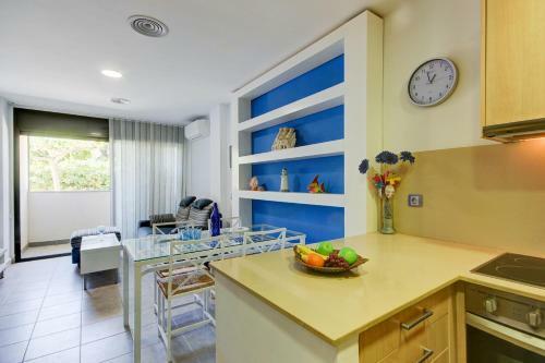 Apartamento El Port Llan�a - Barneda Premium