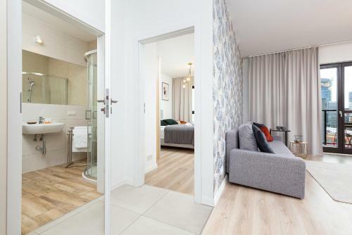 Metro P?ocka Exquisite Apartment By Renters