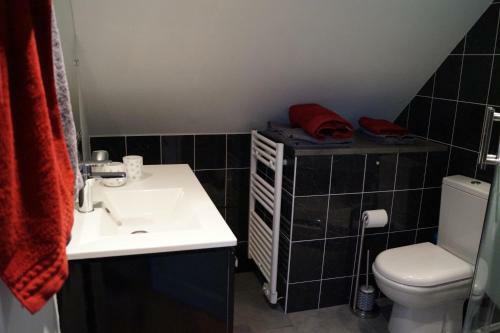 Hostal Les Charmes Du Petit Pr�