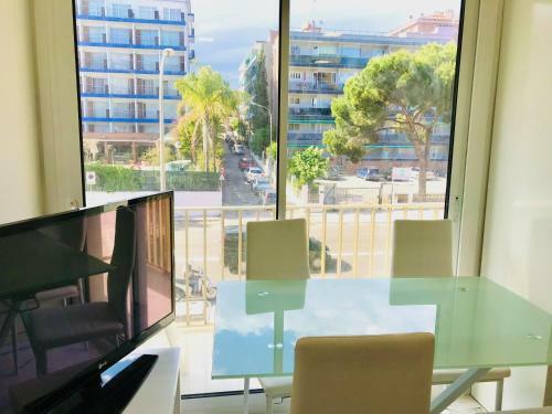 Apartamento Modern And Design Studio Near The Beach With Large Swimming Pools