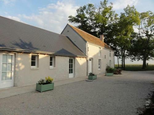 G�te Cravant, 4 Pi�ces, 6 Personnes - Fr-1-590-21