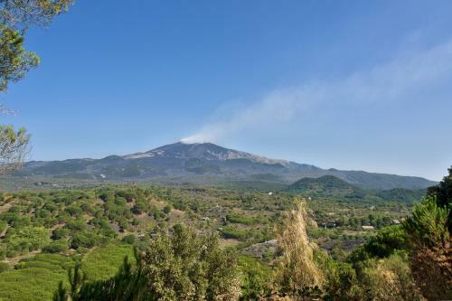 Hostal Il Nido Delle Aquile Dell'etna