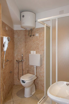 Bed & Breakfast My Room Suite Center