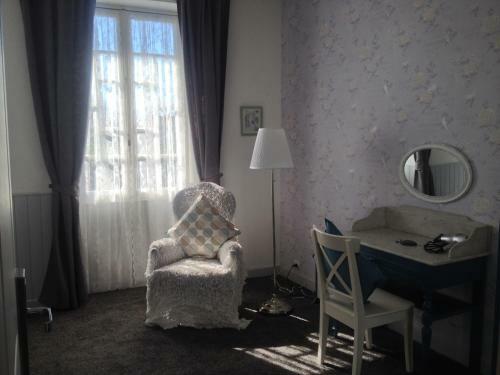 Hostal Le Petit Dragon Rouge