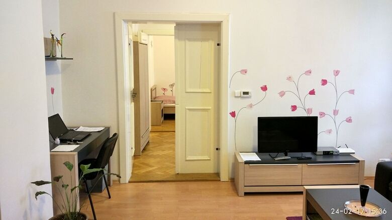 Apartments T�nsk� 7