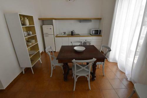 Holiday Home, Mondello