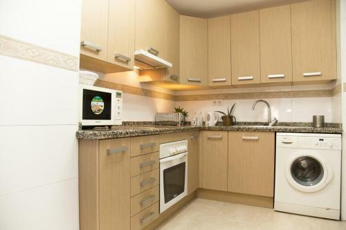 Apartamento Jardines Del Litoral Momas Homes