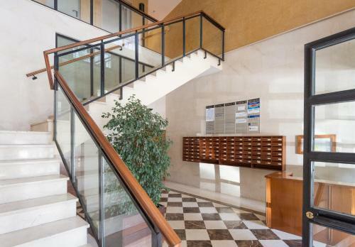 Col�n12 Urban Apartment