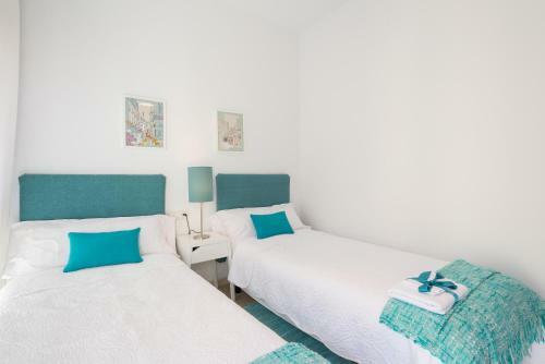 Col�n12 Urban Apartment