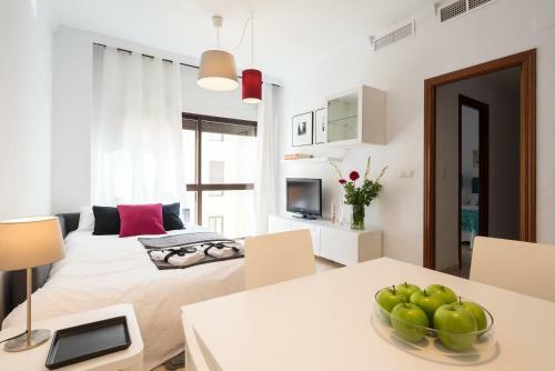 Col�n12 Urban Apartment