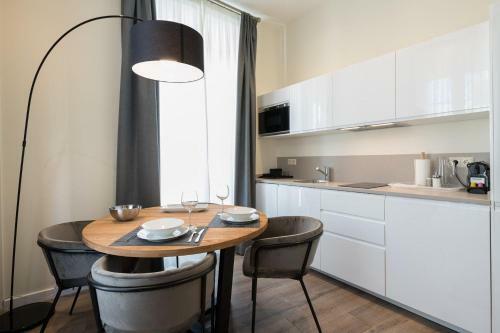 Home Art Apartments M�laga