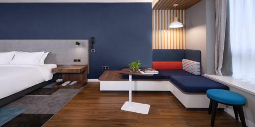 Holiday Inn Express Zhoushan Dinghai, An Ihg Hotel