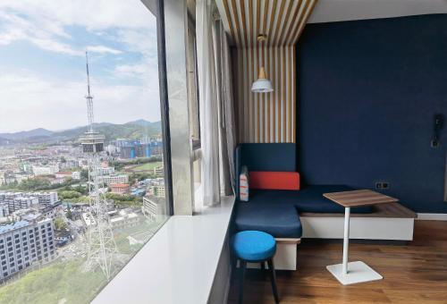 Holiday Inn Express Zhoushan Dinghai, An Ihg Hotel