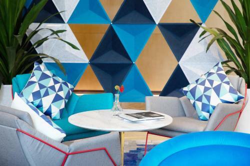 Holiday Inn Express Zhoushan Dinghai, An Ihg Hotel