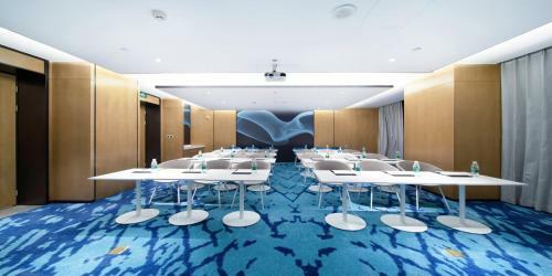 Holiday Inn Express Zhoushan Dinghai, An Ihg Hotel
