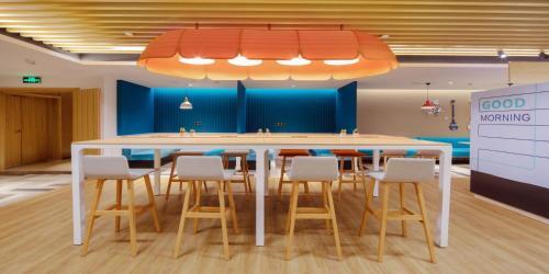 Holiday Inn Express Zhoushan Dinghai, An Ihg Hotel
