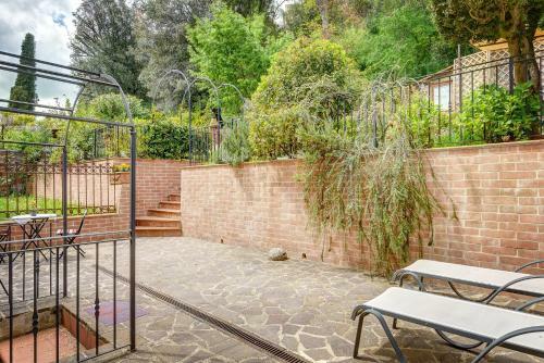 Hostal Garden House