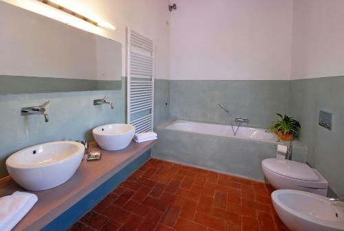 Villa Podere Pisinano 8&2