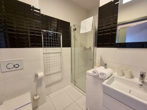 Apartamenty 5 M�rz - 365pam