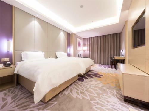 Lavande Hotel Heyuan Dongyuan