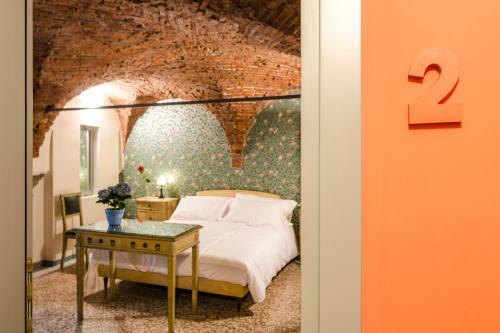 Hostal Ca' Monteggia Guest House