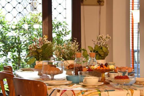 Hostal Ca' Monteggia Guest House