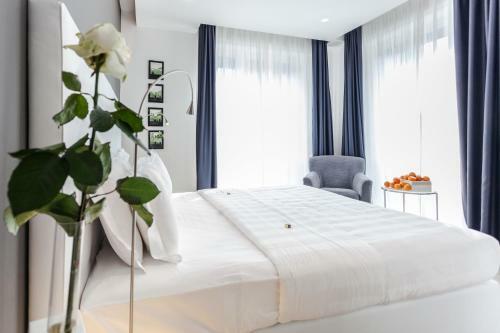 Hostal Made To Measure Business
