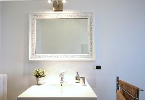 Mameli Apartment