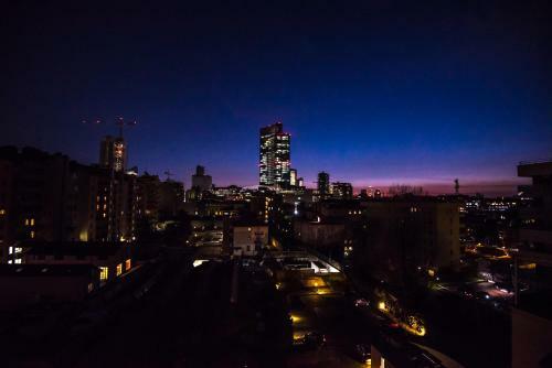 Hostal Enjoy Milano Skyline
