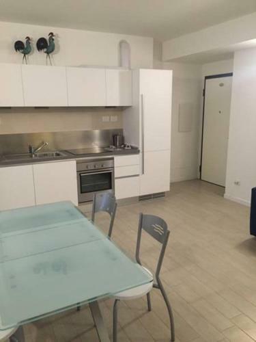 Center Station Central Apartment