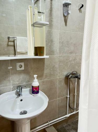 Bed & Breakfast Meiman House Close To Asia Mall