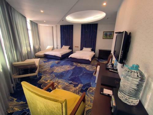 Q&h Hotel